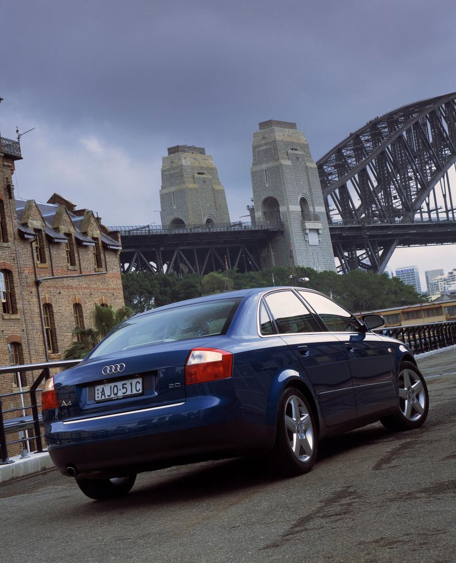  Audi A4 2.0 Sedan (B6,8E) 2001 года  (AU) (фото 8 из 9)